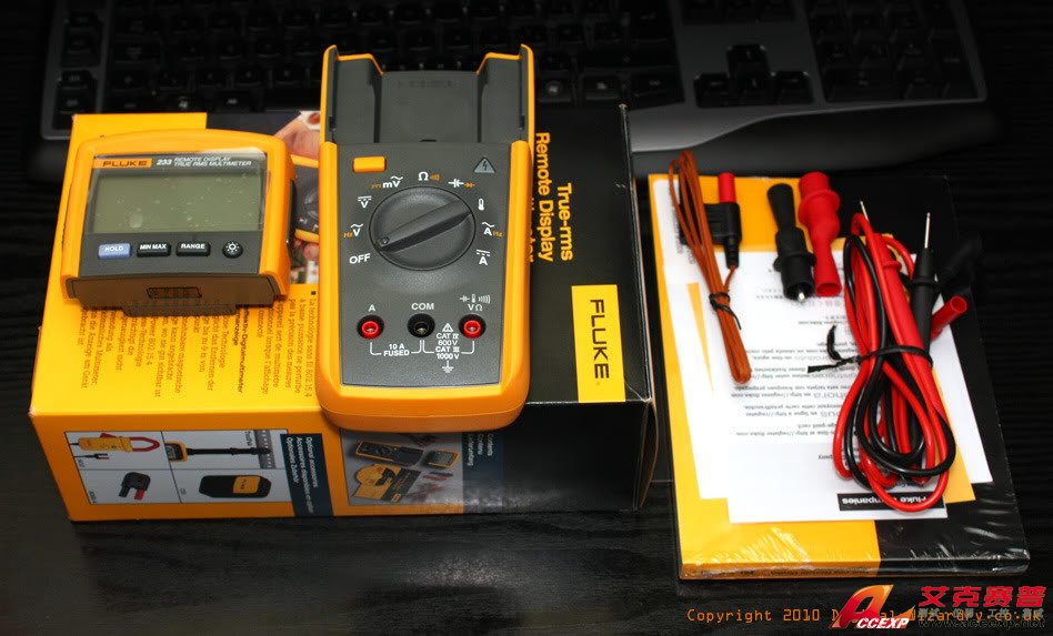 Fluke 233 數字萬用表(真有效值、遠程控制、顯示分離)圖片